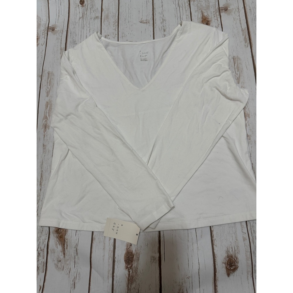 A New Day Womens White V-Neck Long Sleeve T-Shirt Size XX-Large NWT